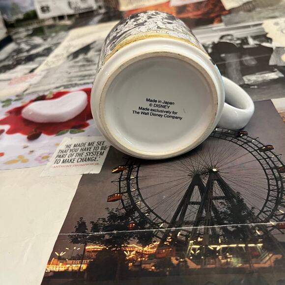 Vintage 101 Dalmatians mug - Picture 7 of 8